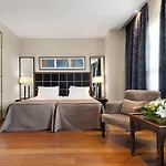 Eurostars Gran Отель 4*