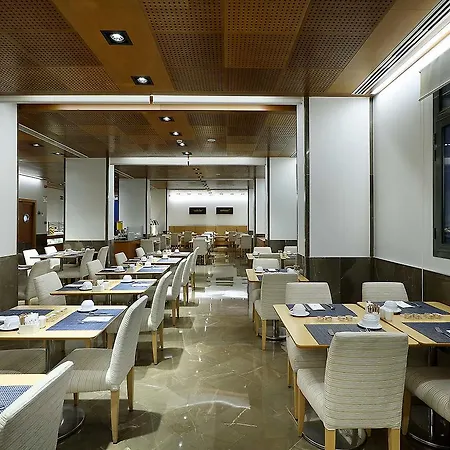 Hotel Eurostars Gran 4*