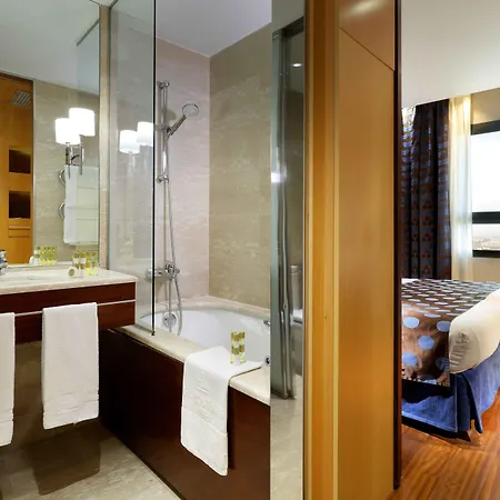 מלון Eurostars Gran 4*