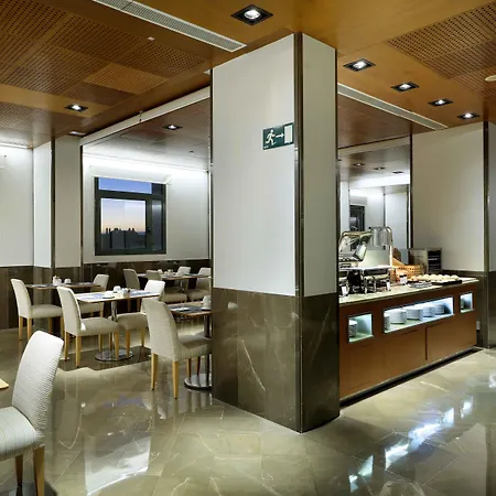 Eurostars Gran מלון