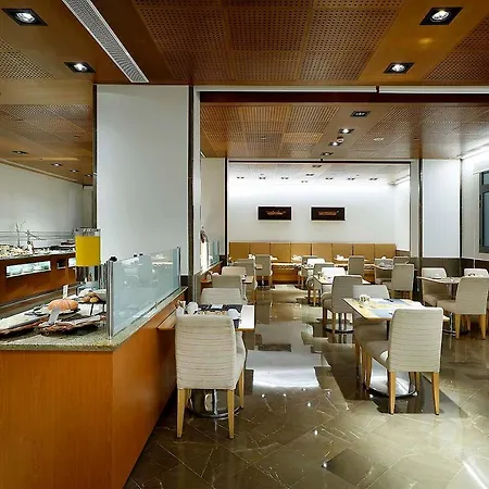 Hotel Eurostars Gran 4*